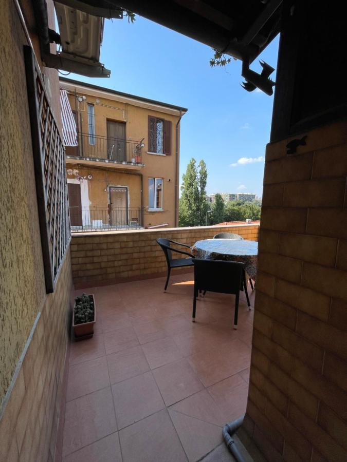 Апартаменти De Sura - La Terrazza Sul Naviglio Мілан Екстер'єр фото